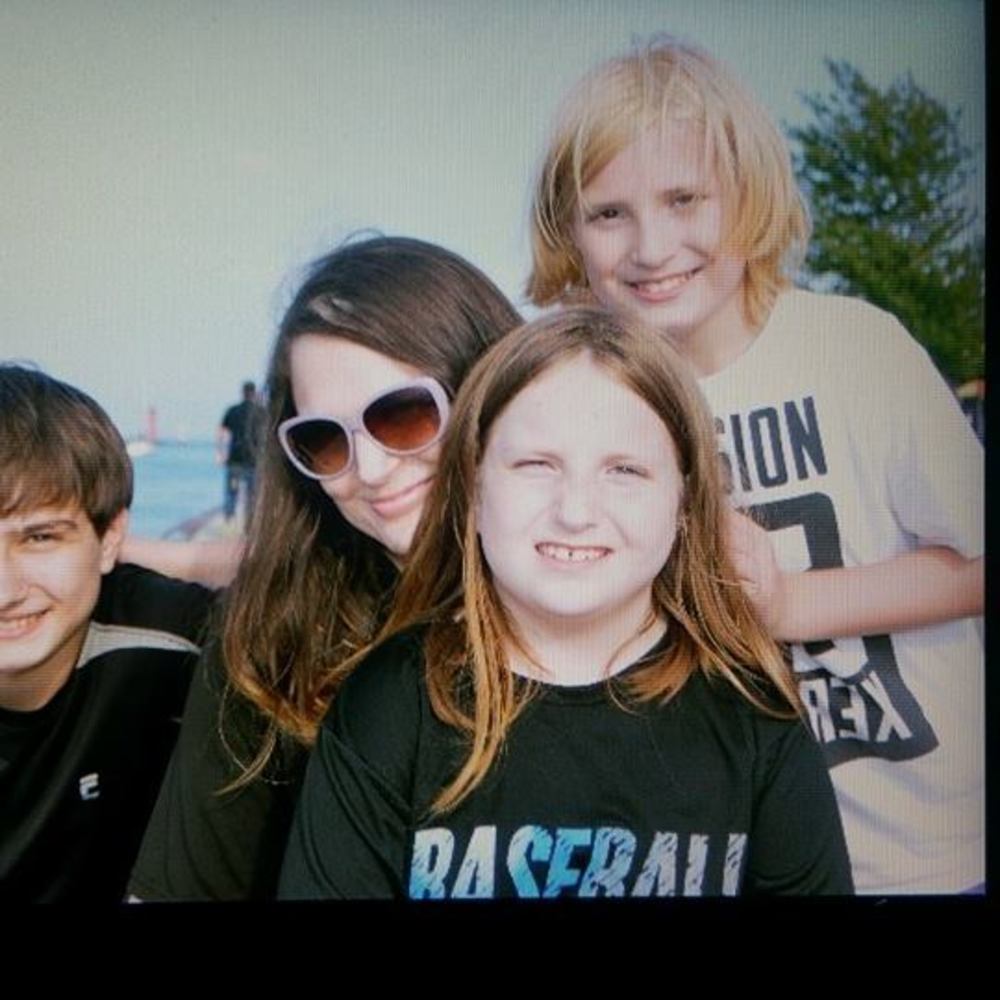 Meet your Posher, Lori